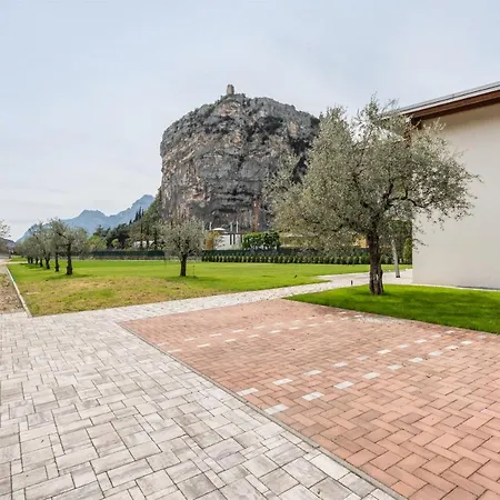 Casa Flavia, Mountains & River *
